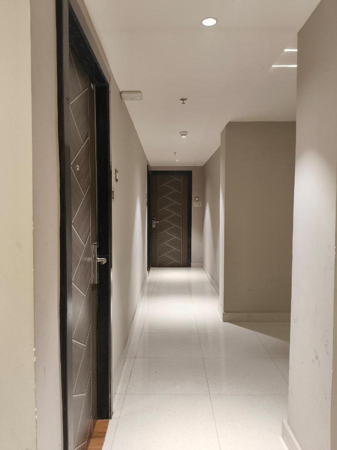 Hotel Sharma Regency Лакхнау Экстерьер фото